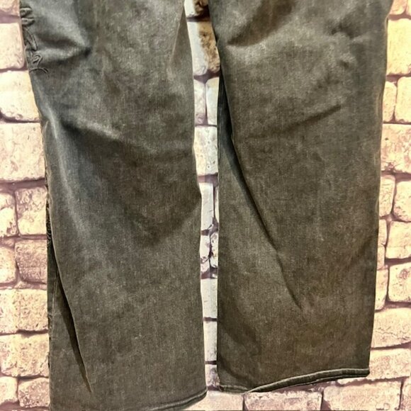 Chico's So Slimming Black Girlfriend Flare Style Jeans Size 16 - Picture 8 of 9